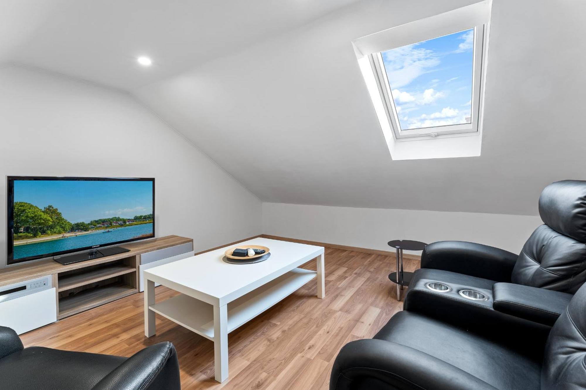 Niewoh Ferienhaus Wiesenblick,Ammerland, Conneforde Wiefelstede Room photo